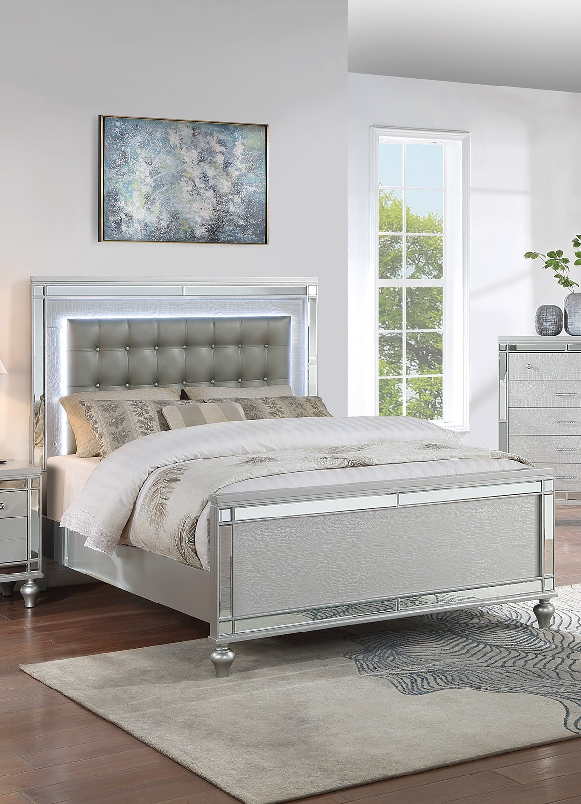 Beautiful Silver Tufted Faux Leather King Size Bed W Led Lights 1Pc Panel Bedframe Bedroom Box Spring Required King Silver Wood Bedroom Classic,Contemporary,Traditional Rubberwood Bed Frame Faux