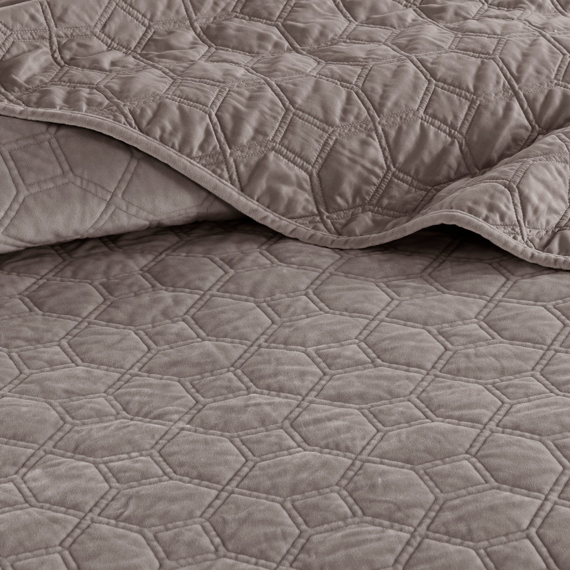 3 Piece Velvet Quilt Set Taupe King Cal King King Taupe Cotton