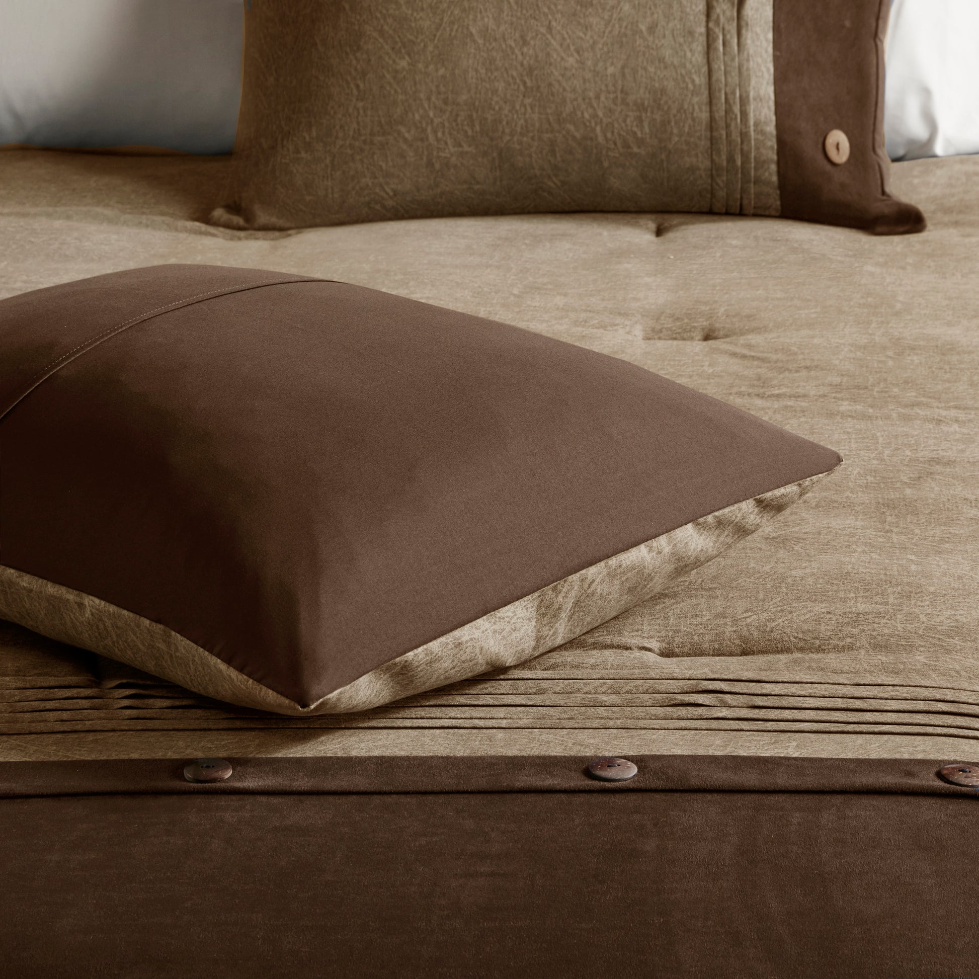 7 Piece Faux Suede Comforter Set Brown King King Brown Polyester