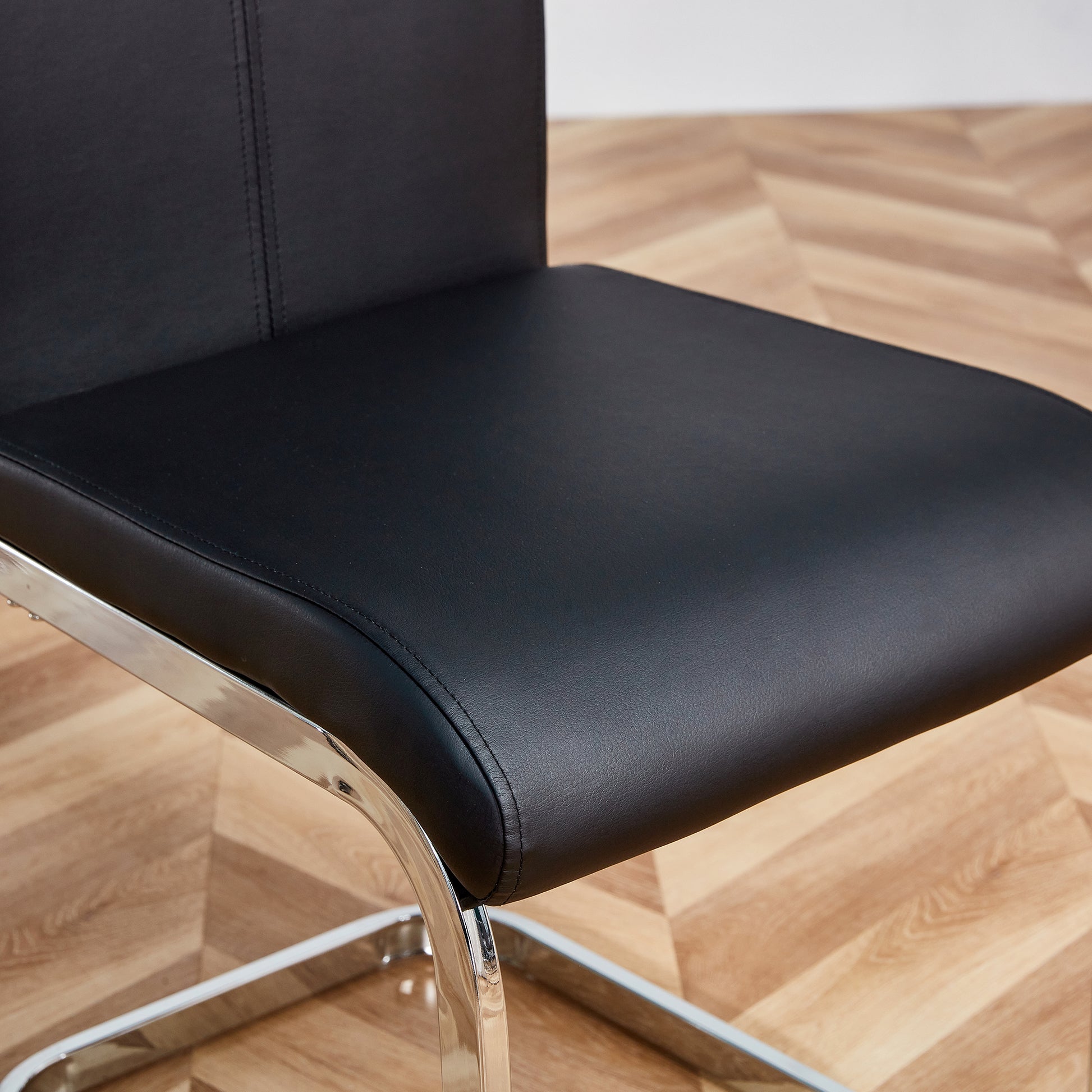 Table And Chair Set. Large Modern Rectangular Table With Glass Top And Silver Metal Legs. Furnished With Soft And Comfortable Pu Chairs With Faux Leather Upholstered Seats And Silver Metal Legs. Black Silver Seats 8 Glass Metal