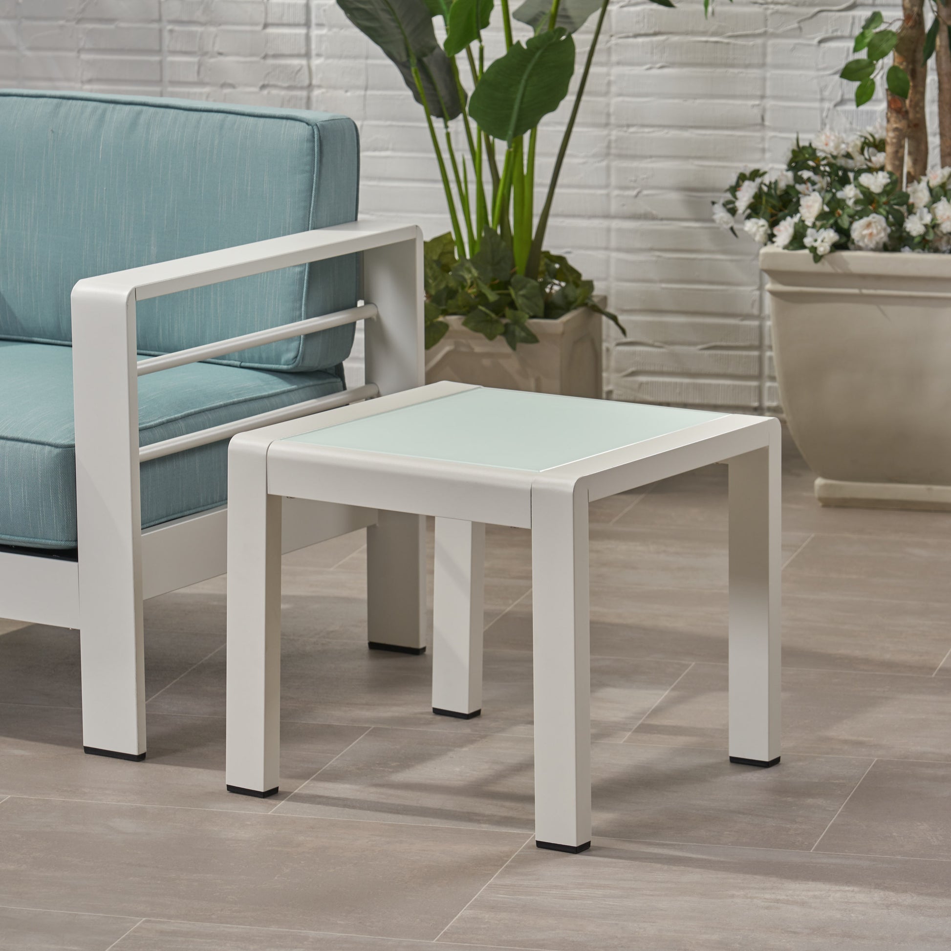 Cape Coral Side Table White Aluminium