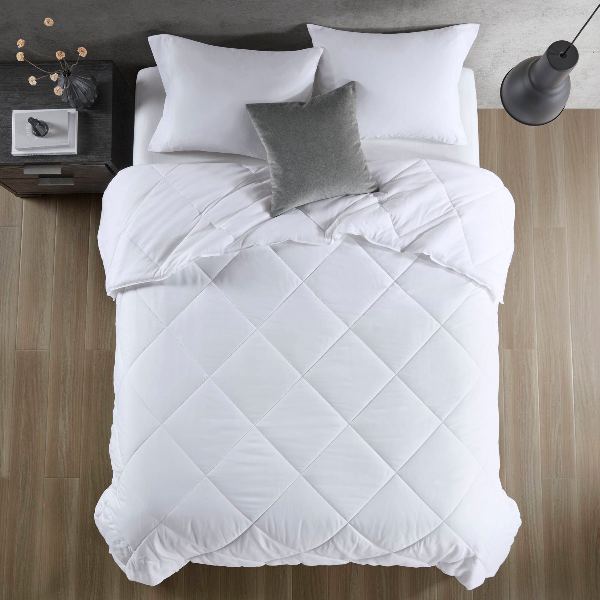 Oversized Down Alternative Comforter White Full Queen White Nylon