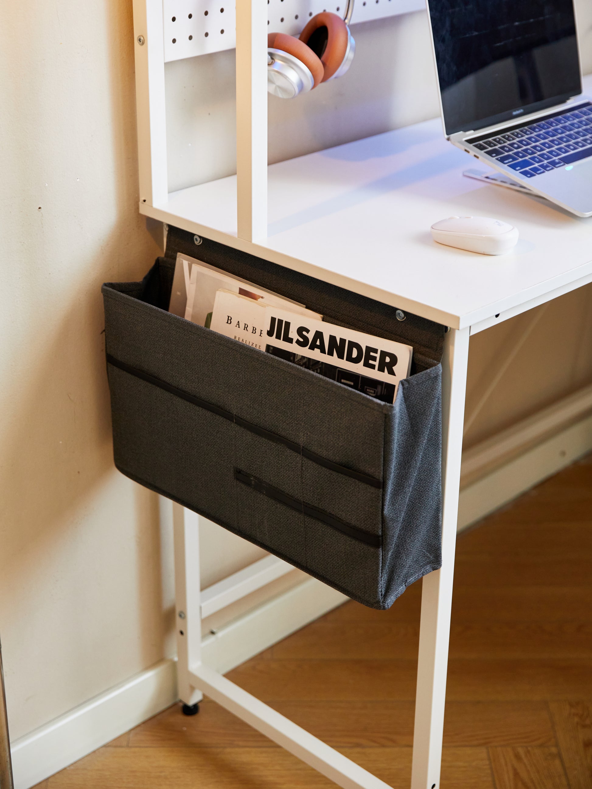 L Desk With Pennel White White Mdf Metal