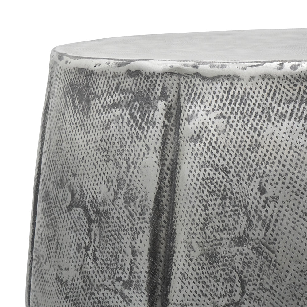 D16.8X22" Vanora Accent Table Silver Aluminium