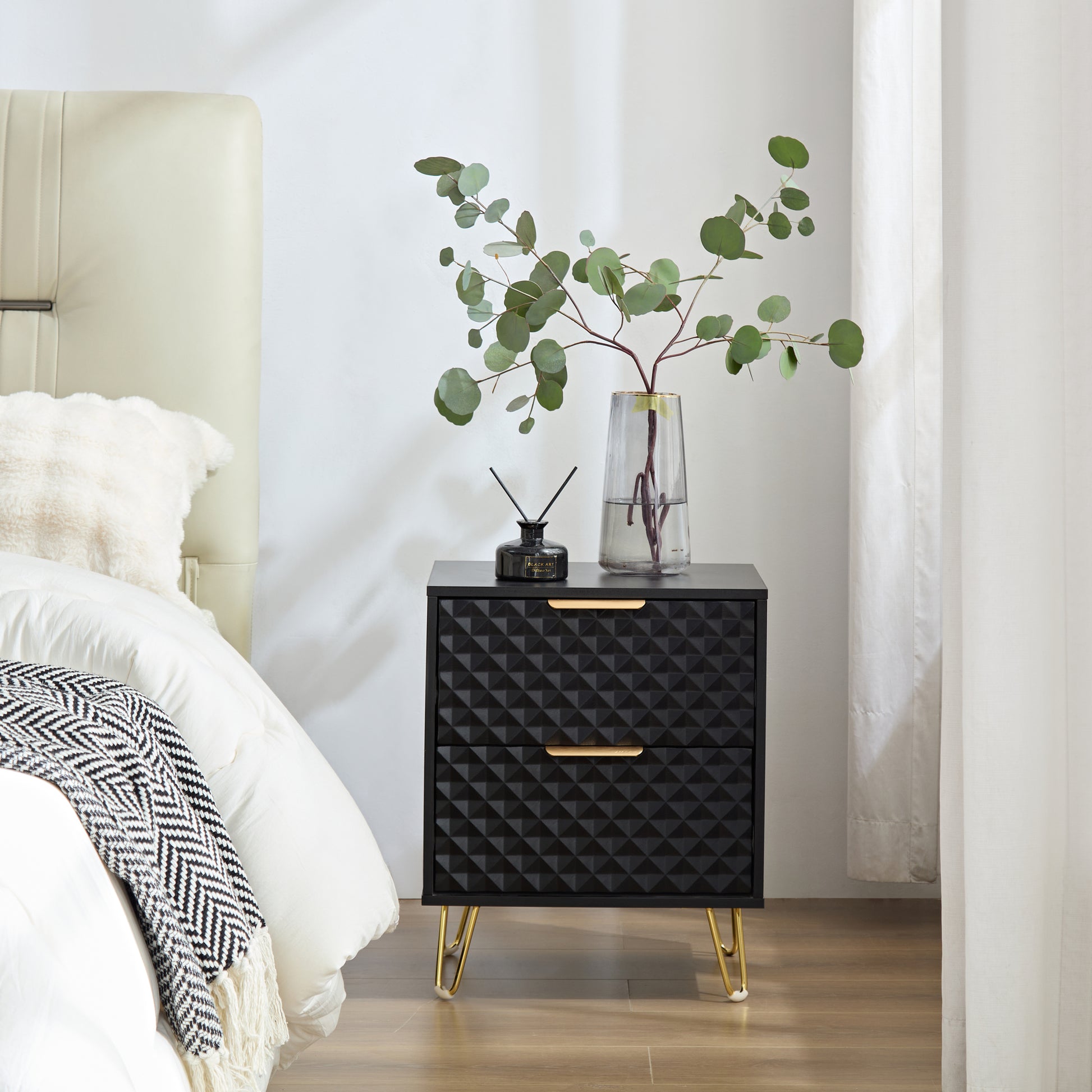 Black Nightstand,Luxury Carving Board 2 Drawer Night Stand Bed Side Table With Metal Legs, 20" Tall Wood Black Night For Bedroom, Living Room, Lounge 1 Pack Black 2 Drawers Bedroom American Design,American Traditional Particle Board Particle Board