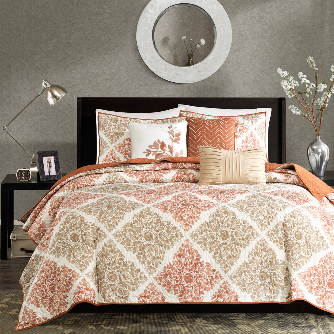 6 Piece Printed Quilt Set With Throw Pillows Multi King Cal King King Multi Cotton
