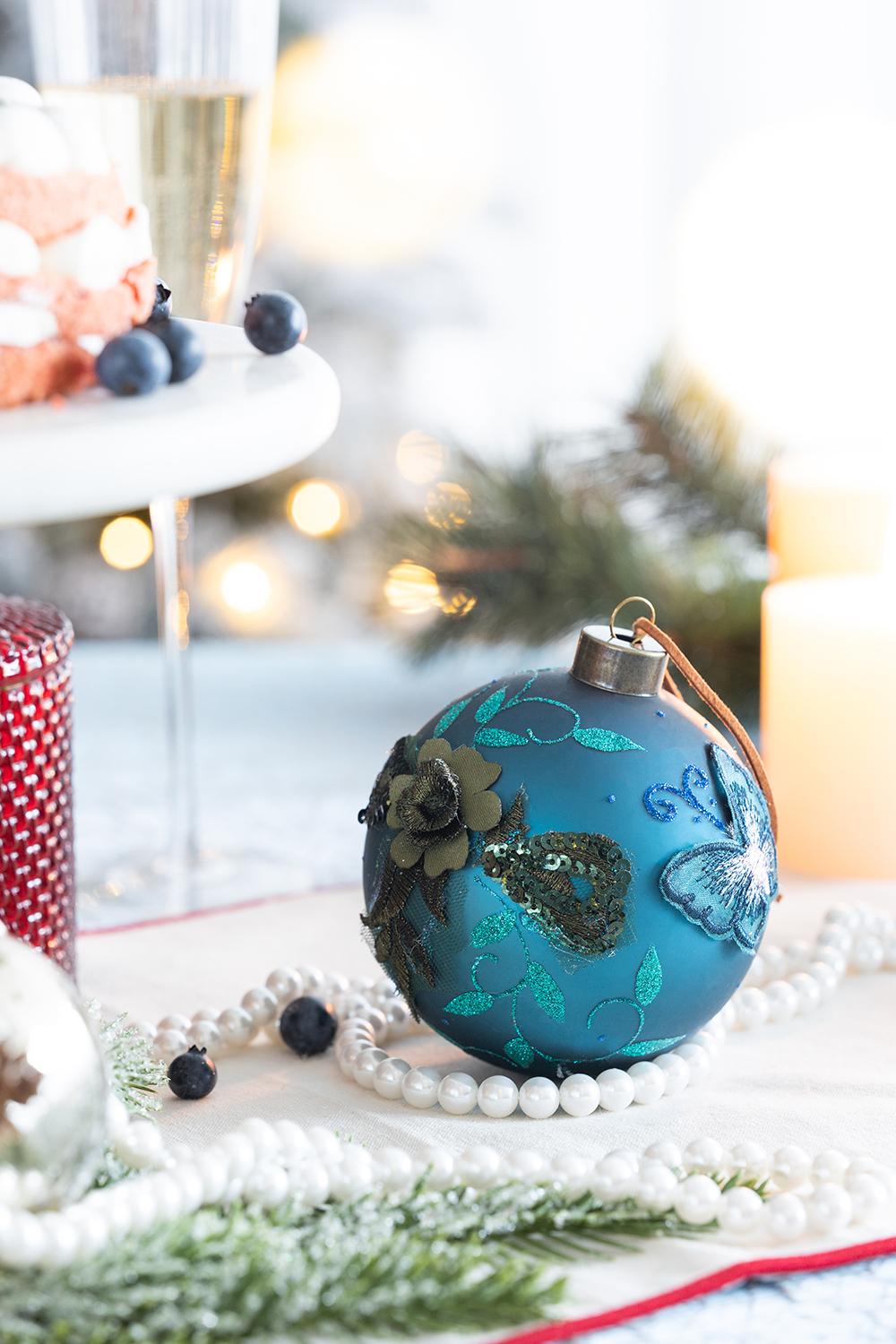 D3.9" Christmas Ball Ornaments, Glass Decorative Hanging Ball Christmas Tree Ornaments For Holiday Party Decorations, Set Of 6 Blue Glass