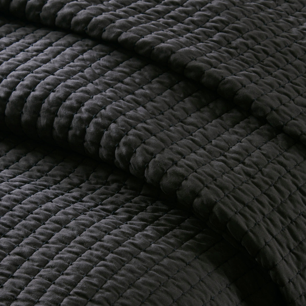 3 Piece Quilt Set Black King Cal King King Black Microfiber