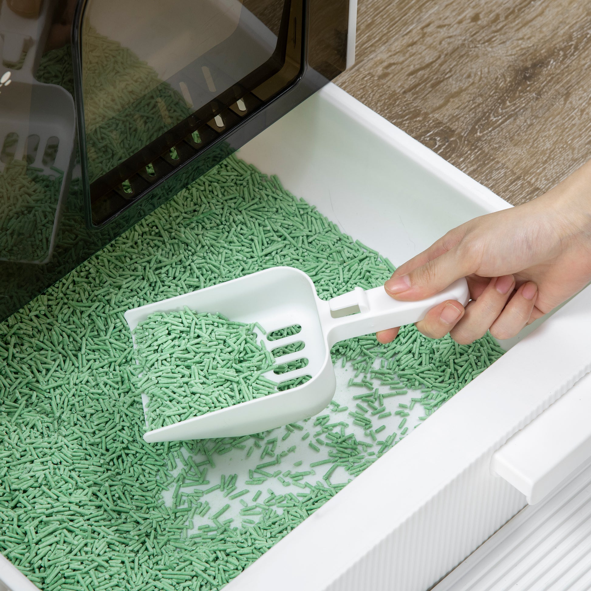 Pawhut Cat Litter Box With Lid, Covered Litter Box For Indoor Cats With Tray, Scoop, Filter, 17" X 17" X 18.5", White White Plastic