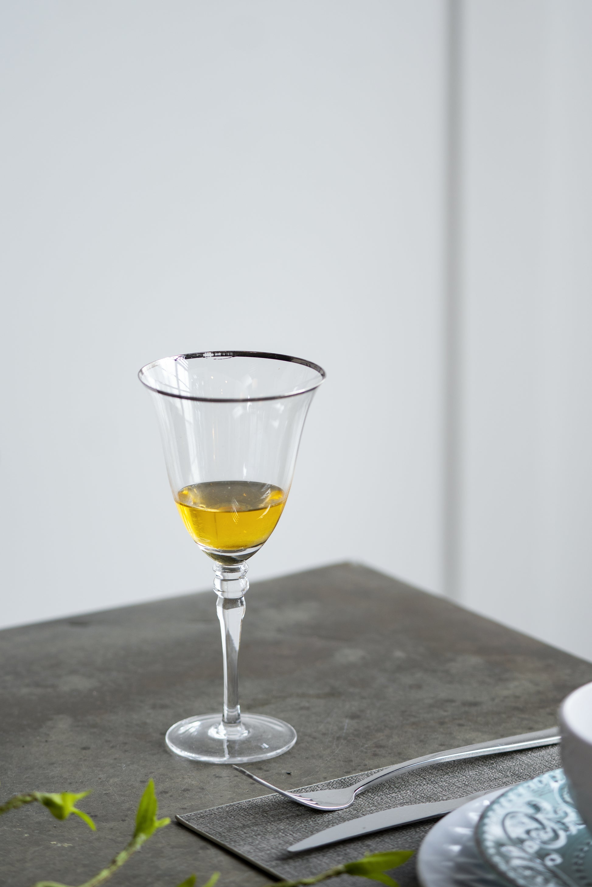 D3.7X7.7" Felicity Wine Glass With Silver Rim, Set Of 4 Clear Glass