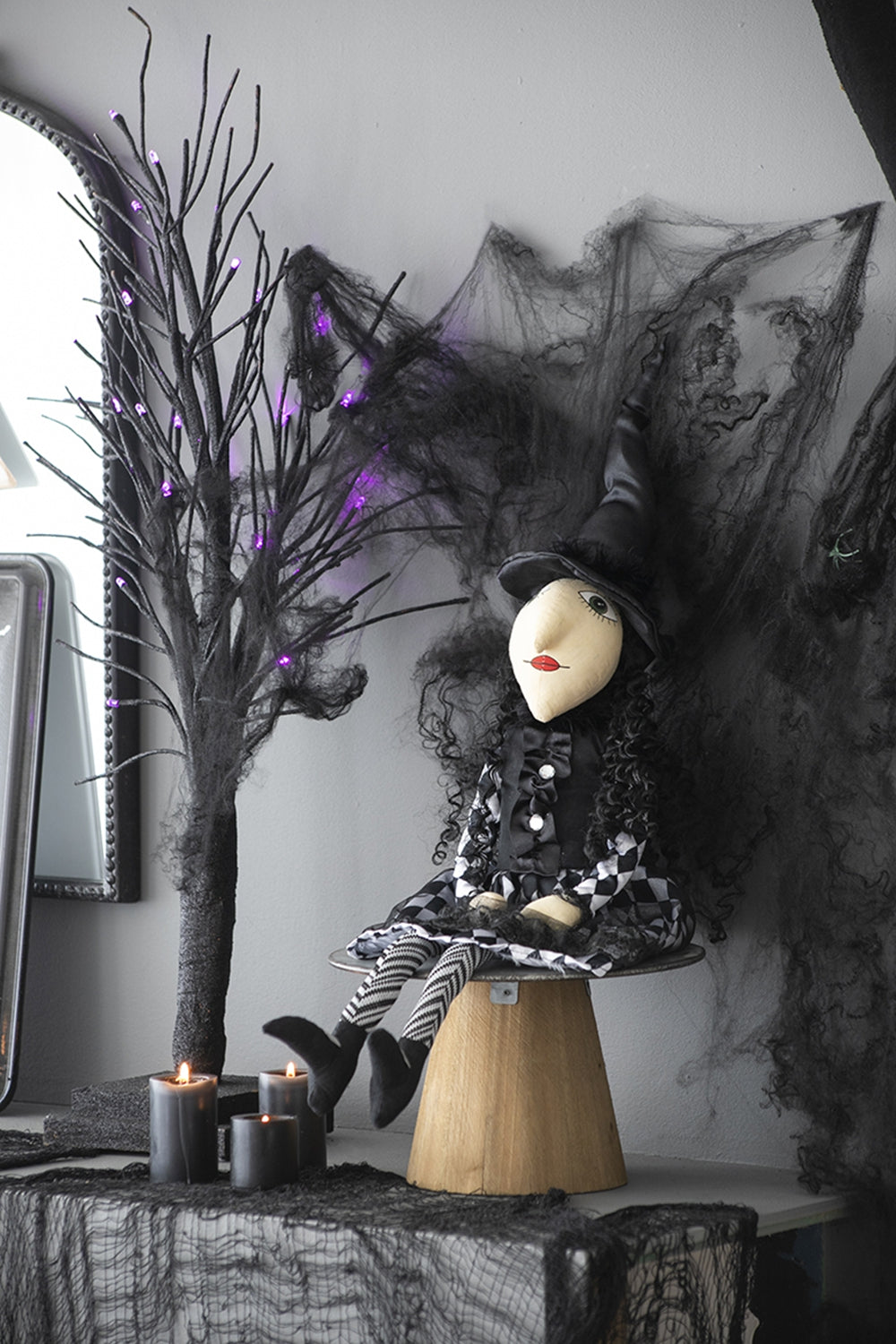 21"H Halloween Sitting Witch Decor Black Polyester
