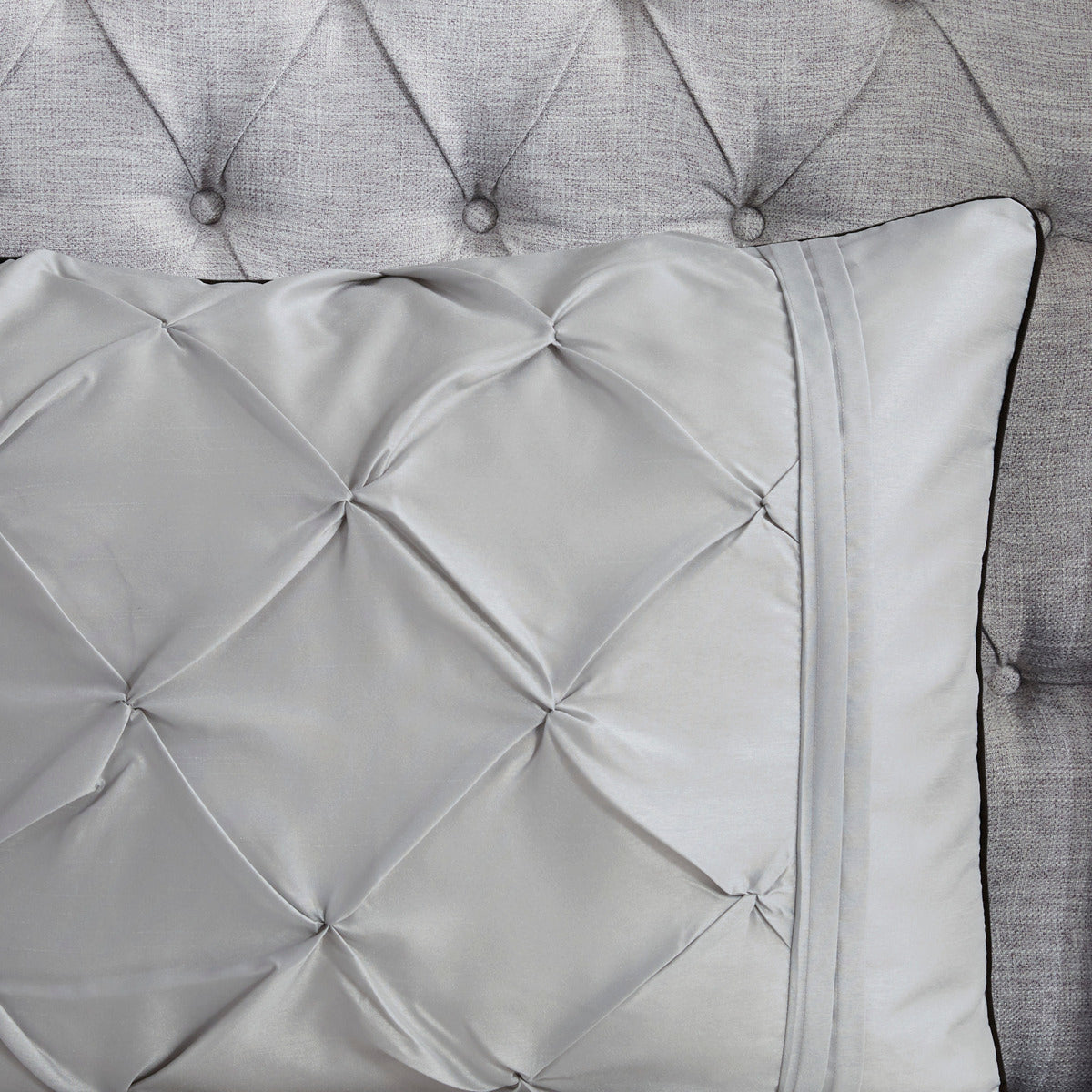 7 Piece Tufted Comforter Set Grey King King Grey Polyester