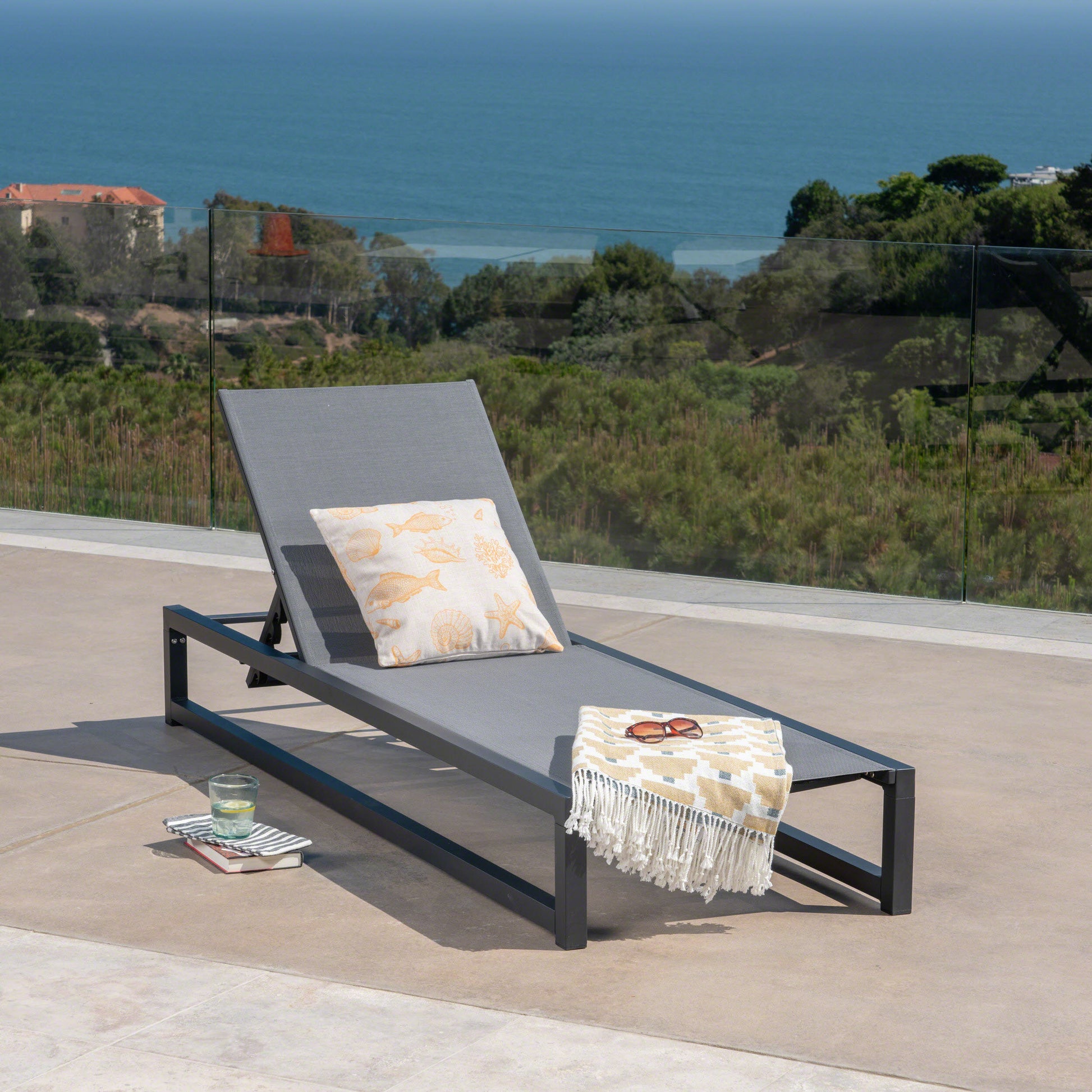 Venice Chaise Lounge Black Grey Mesh