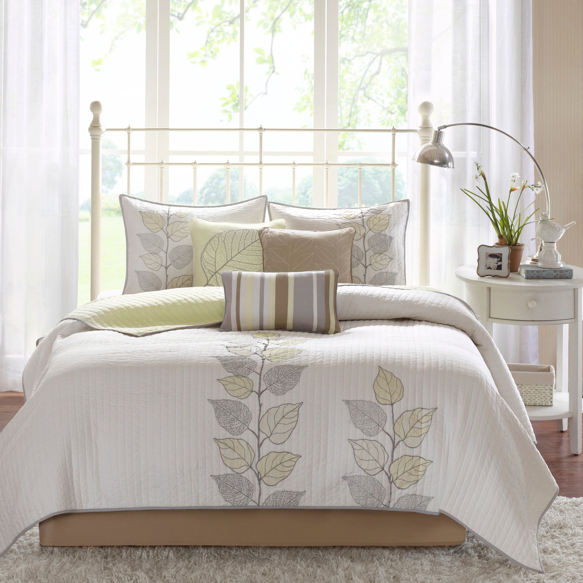 6 Piece Embroidered Quilt Set With Throw Pillows Yellow King Cal King King Yellow White Cotton