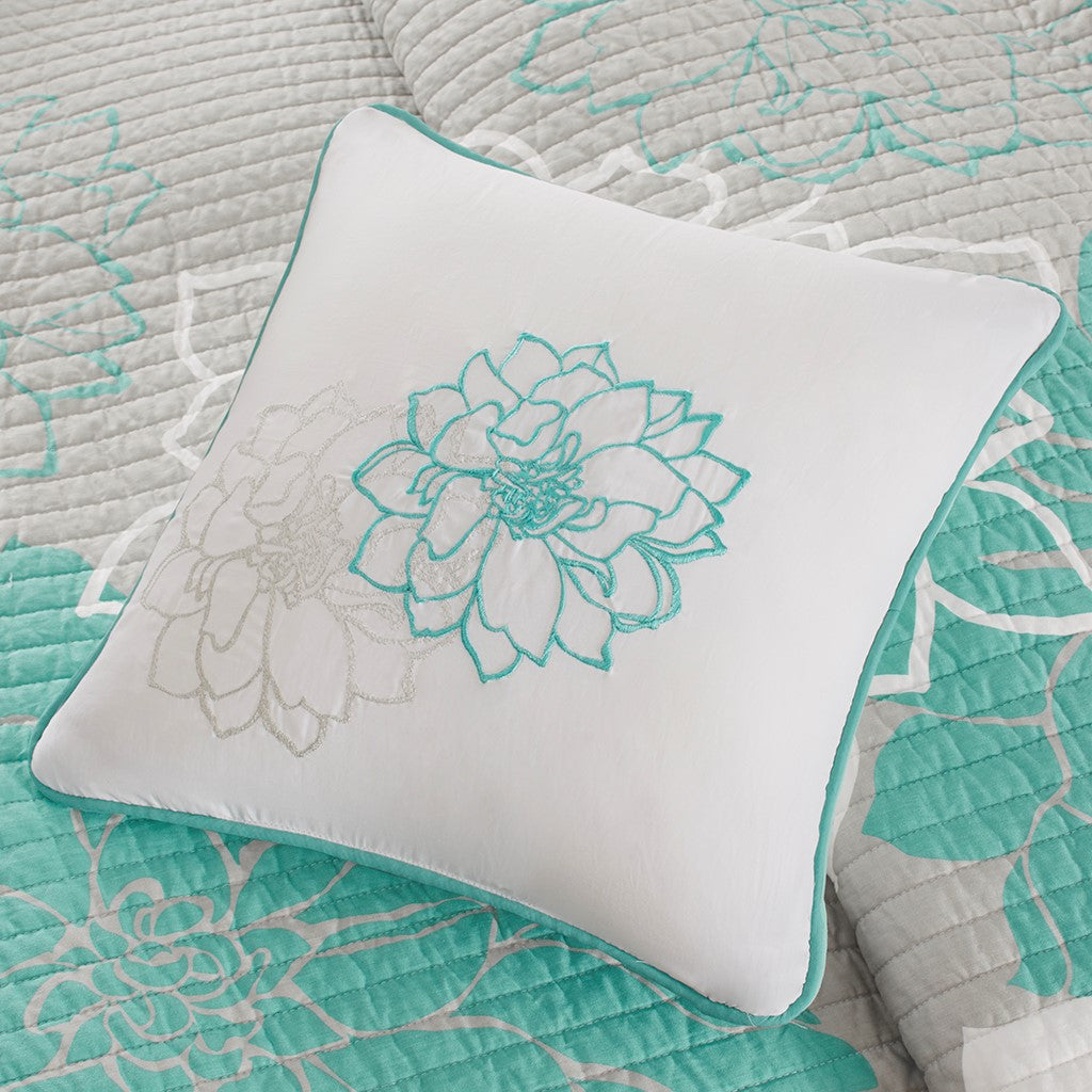 6 Piece Printed Cotton Quilt Set With Throw Pillows Aqua King Cal King King Aqua Polyester