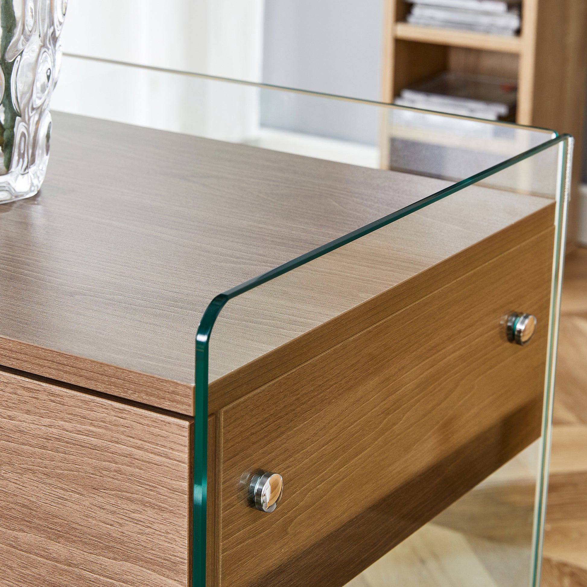 Bedside Table With Drawers. The Board Surface Is Mdf Sticker, And Both Sides Are Transparent Tempered Glass. The Design Is Simple And Elegant, With Excellent Storage Functions. Wood 1 Drawer Mdf Glass