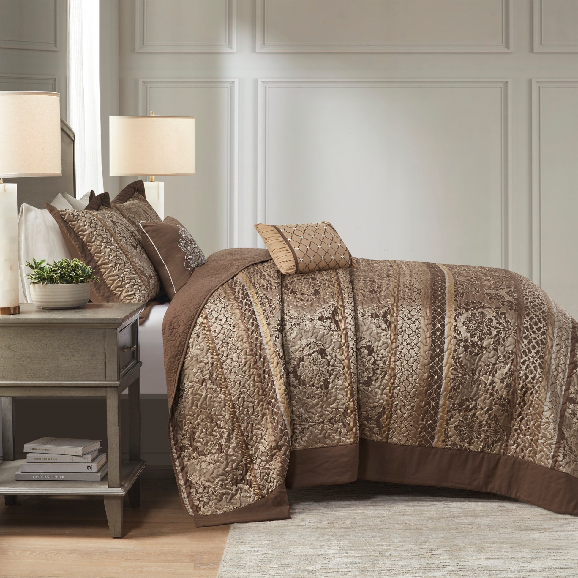 5 Piece Reversible Jacquard Bedspread Set Brown Gold Queen Queen Brown Gold Microfiber