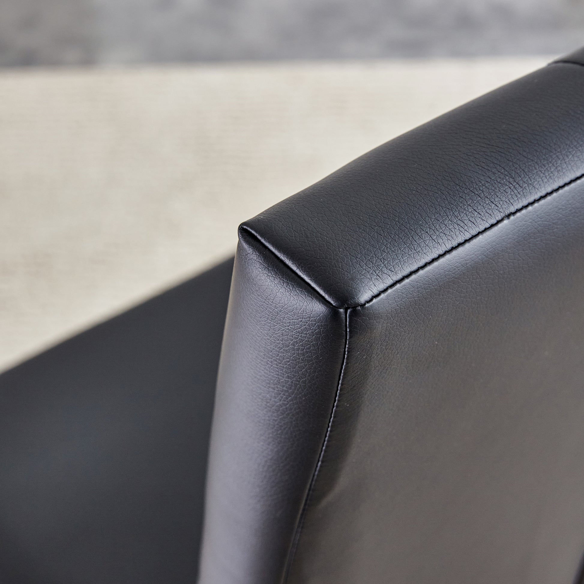 2 Piece Dining Chair, Modern Style Kitchen Upholstered High Back, Metal Leg Office Chair, Suitable For Dining Room, Office, Restaurant. Black Set Of 2 Pu