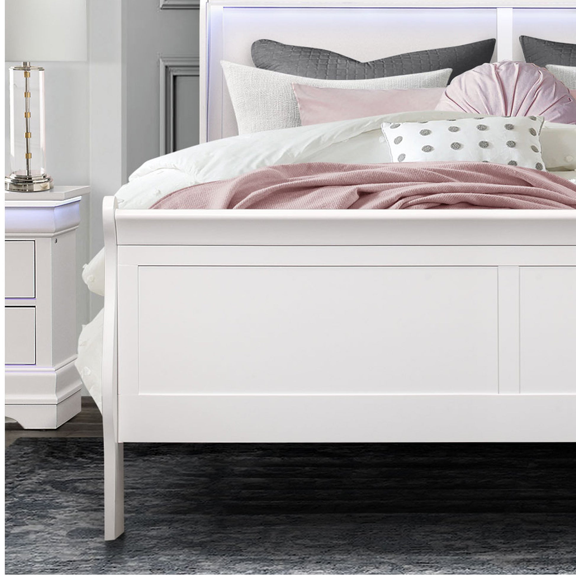 Charlston White Queen Bed With Led White Solid Wood Mdf