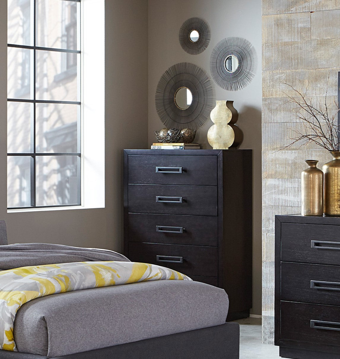 Modern Bedroom Furniture 1Pc Chest Of 5X Drawers Charcoal Finish Stylish Gunmetal Tone Handles Charcoal Bedroom Modern Wood