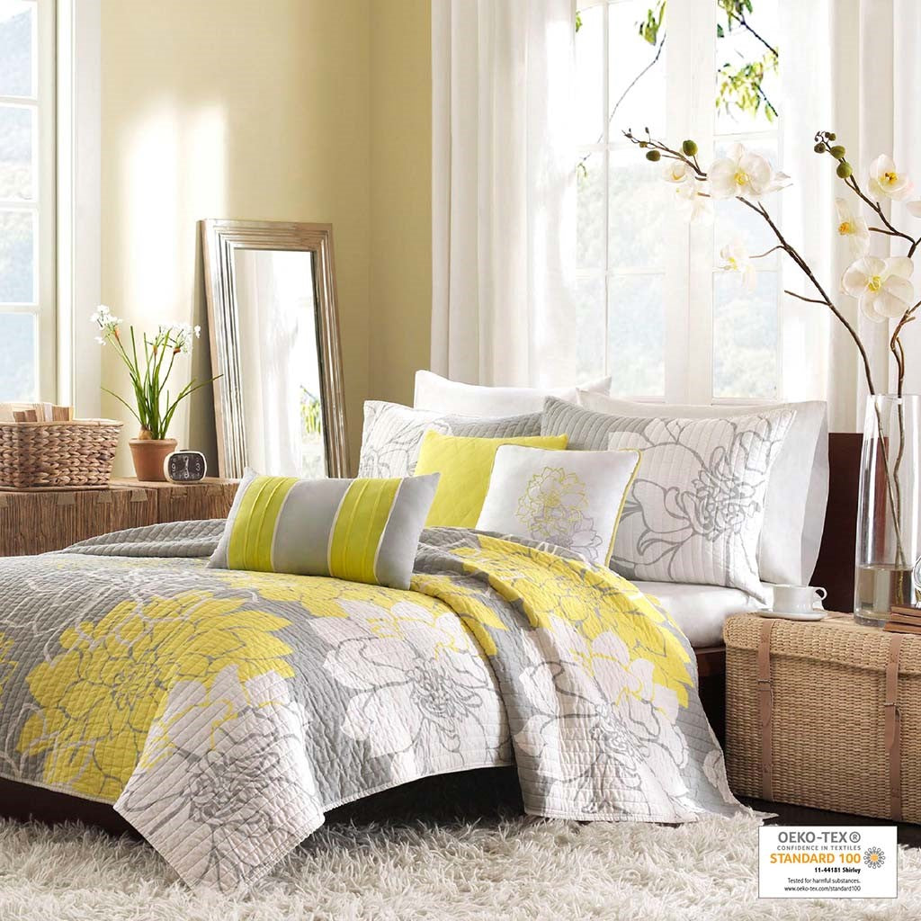6 Piece Printed Cotton Quilt Set With Throw Pillows Taupe Grey Yellow King Cal King King Yellow Grey Cotton