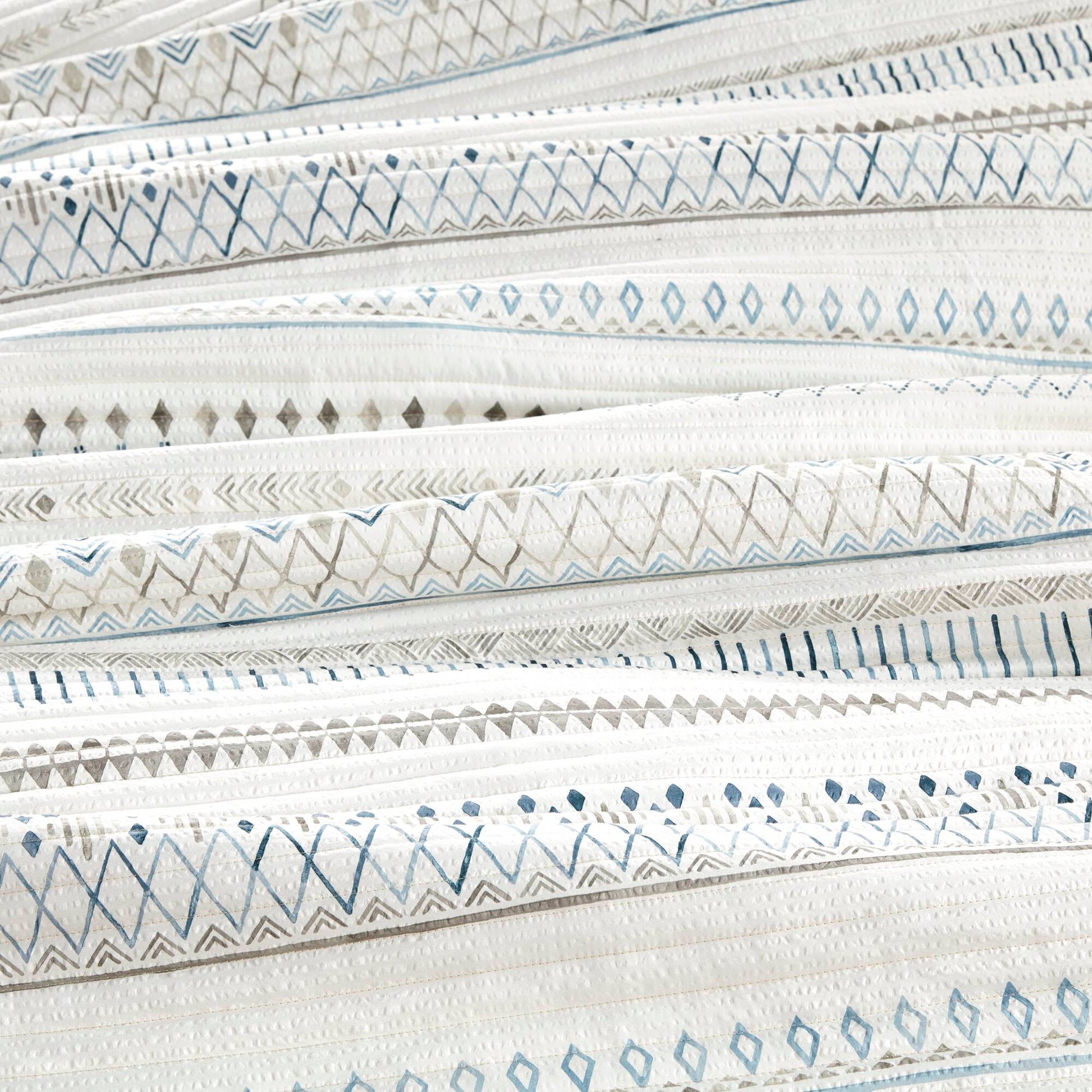 3 Piece Printed Microfiber Seersucker Quilt Set Taupe Blue Full Queen Full Taupe Blue Polyester