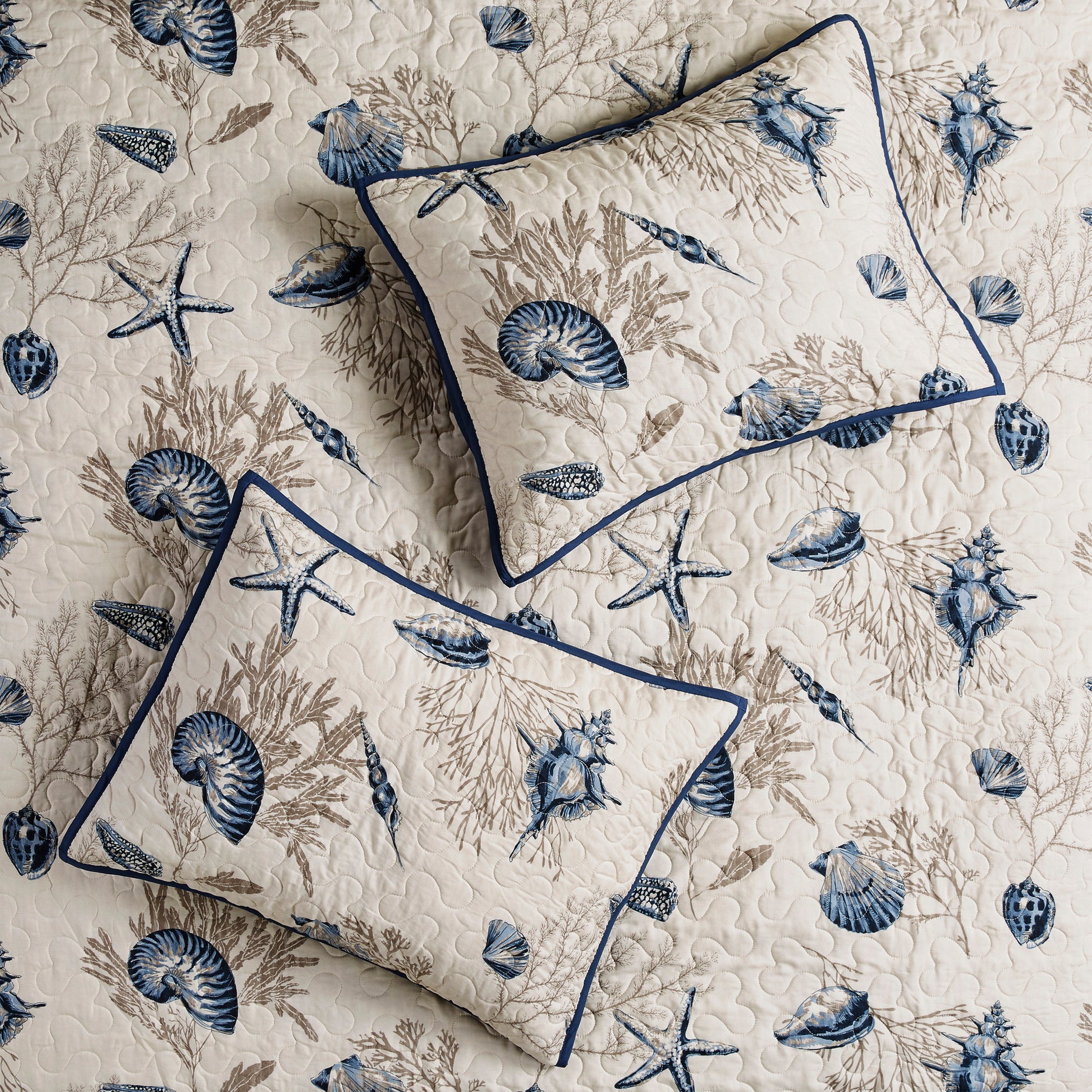 Brushed Microfiber Quilt Set With Throw Pillows Blue Full Queen Full Blue Polyester