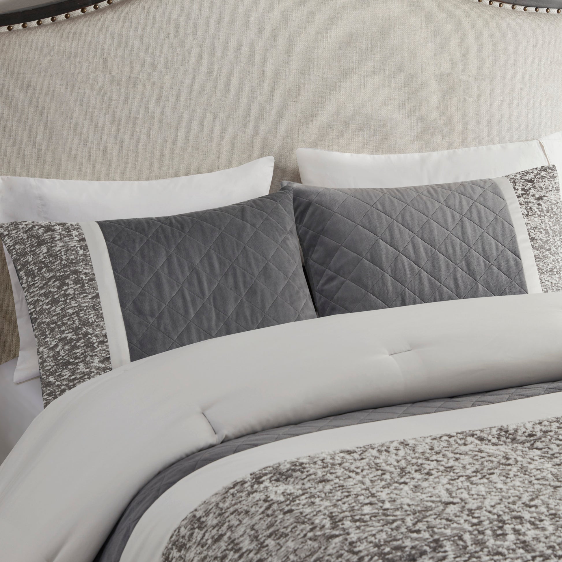 5 Piece Textured Jacquard Stripe Comforter Set With Throw Pillows Full Queen Multicolor Polyester