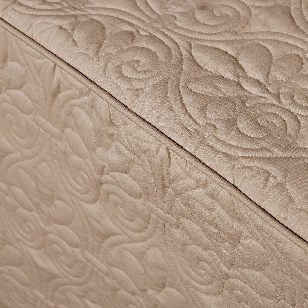 3 Piece Split Corner Pleated Quilted Bedspread Khaki Queen Khaki Polyester