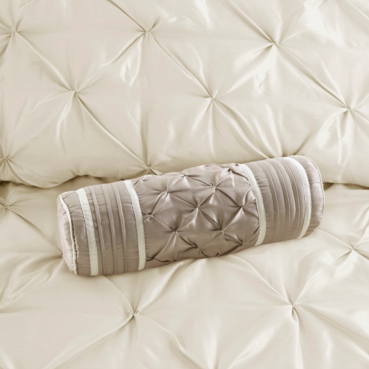 7 Piece Tufted Comforter Set Ivory King King Ivory Polyester