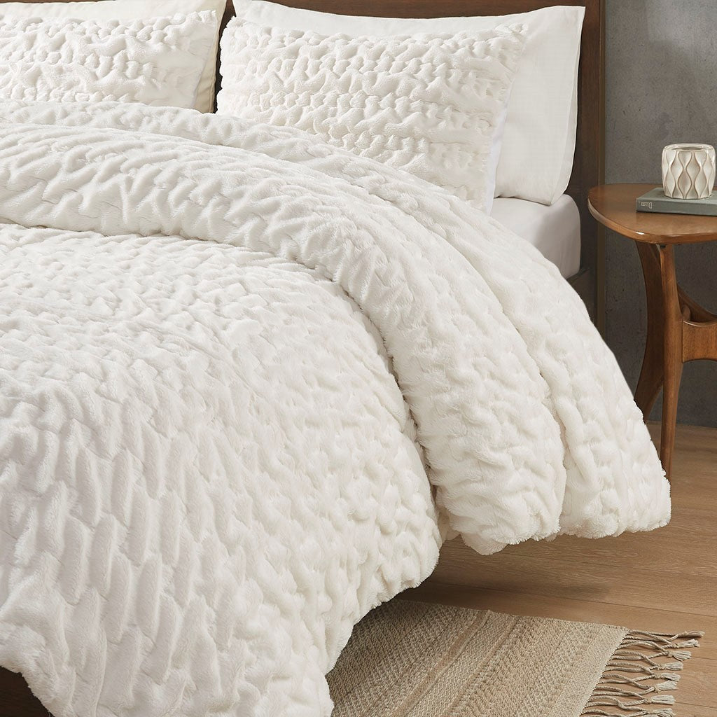 Ruched Fur Down Alternative Comforter Set Queen Ivory Polyester