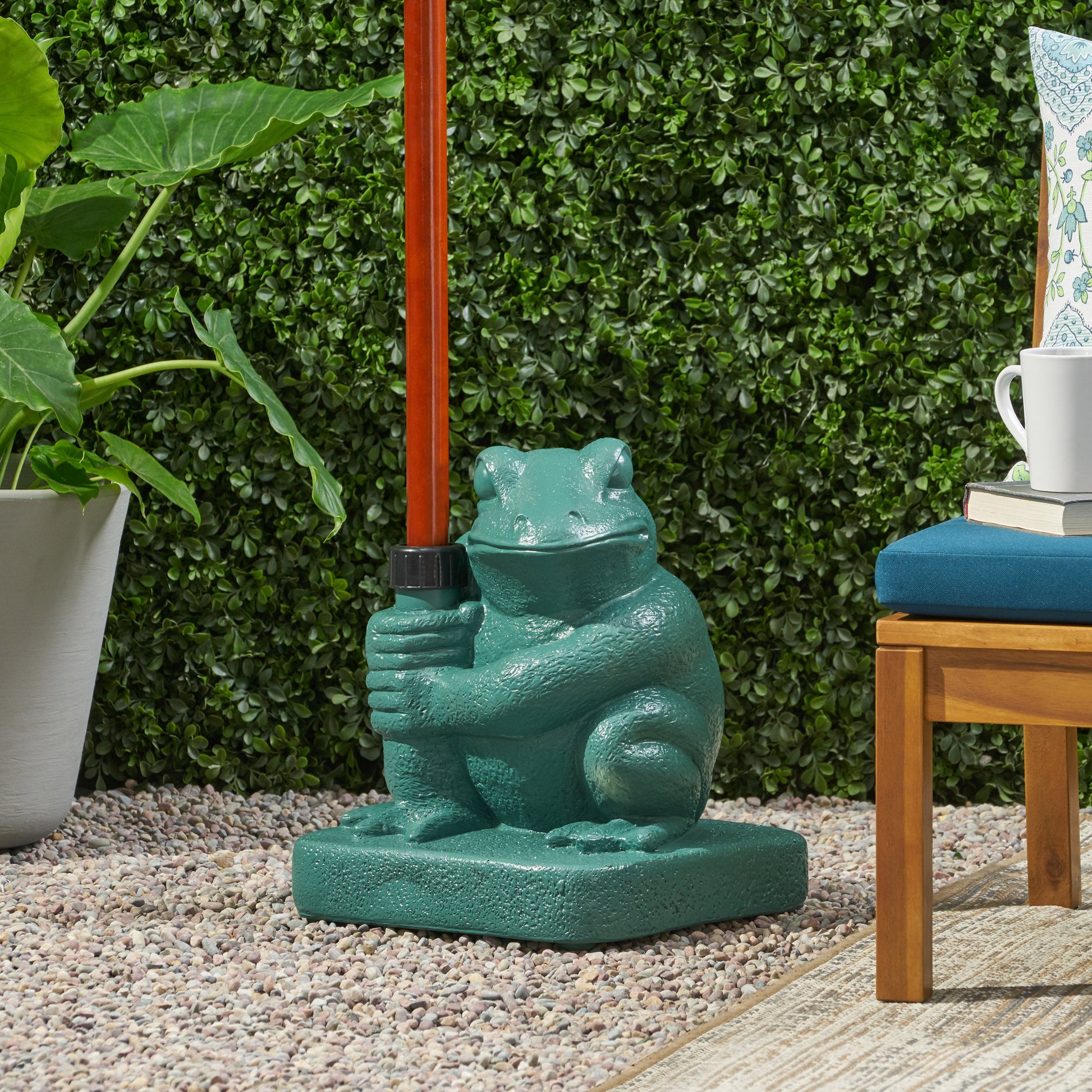 Neptune Umbrella Base Green Concrete