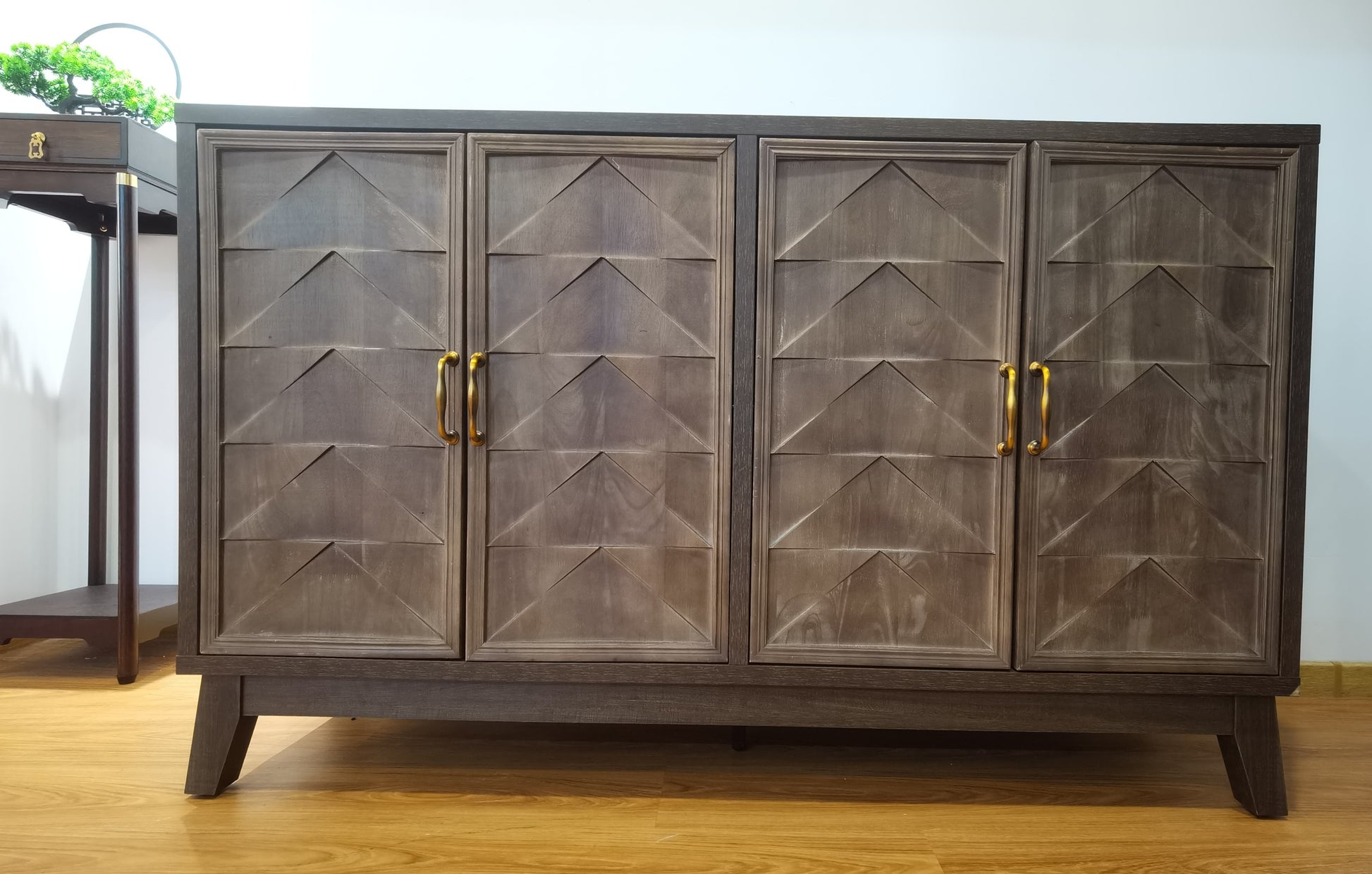 Vintage Sideboard Buffet Cabinet With Storage,Large Accent Cabinet Sideboard With 4 Doors,Storage Cabinet With Storage Console Table, For Kitchen Dinning Room Living Room Hallway Or Entryway,Brown