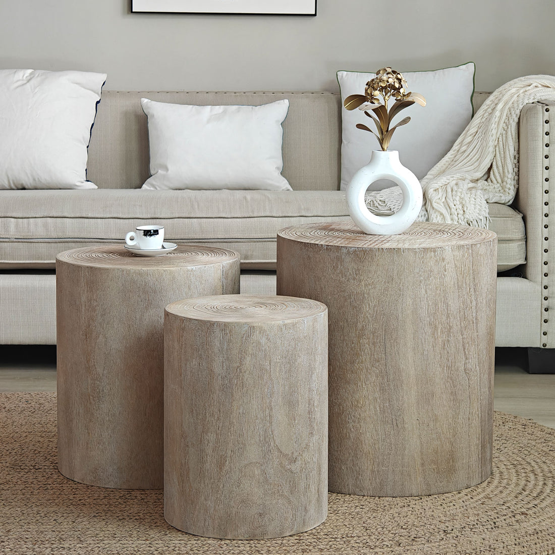 Set Of 3 Nautral Wood Coffee Table With Clear And Visible Tree Rings Nature Distressed Finish Dining Room Fir Round Natural,Natural Wood,Natural Wood Wash Desk Top Classic,Rustic Floor Mount Round Open Storage Polished Coffee & End Tables Solid Wood