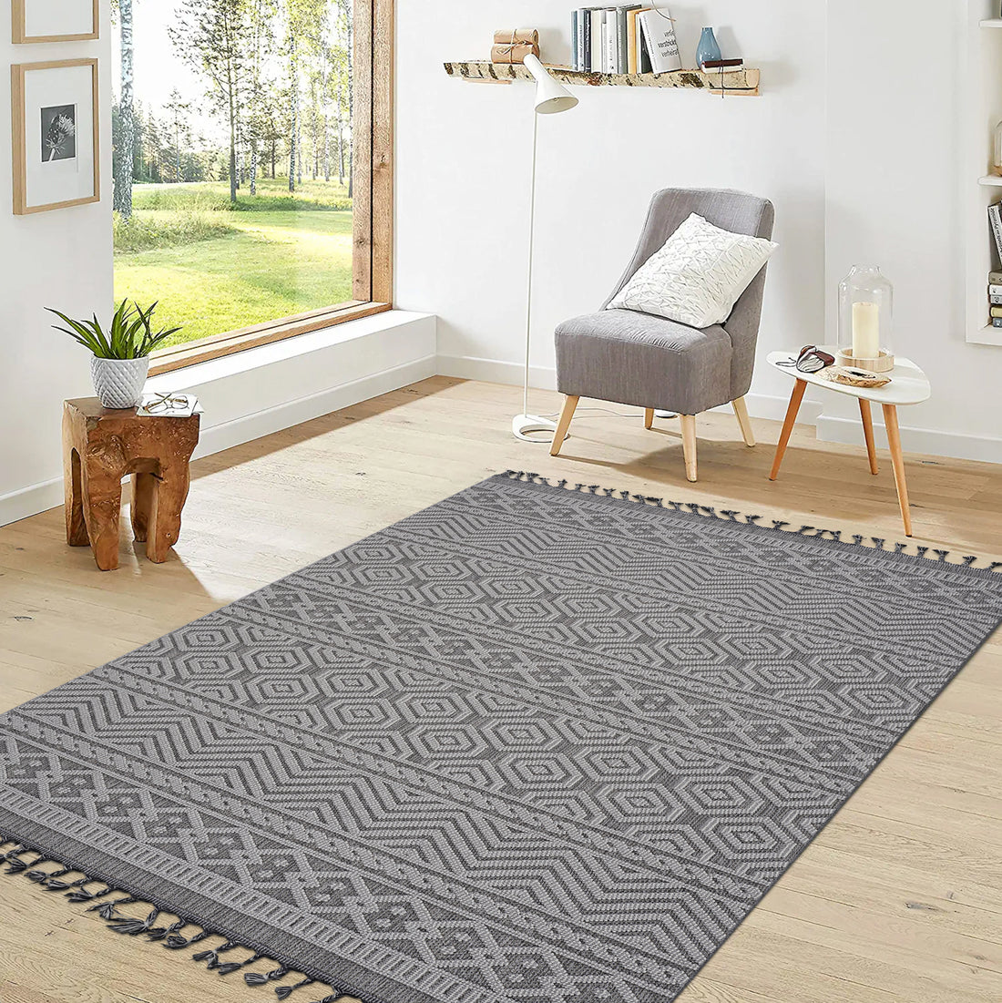 5X7 Grey White Geometric Indoor Outdoor Area Rug Grey White Polypropylene