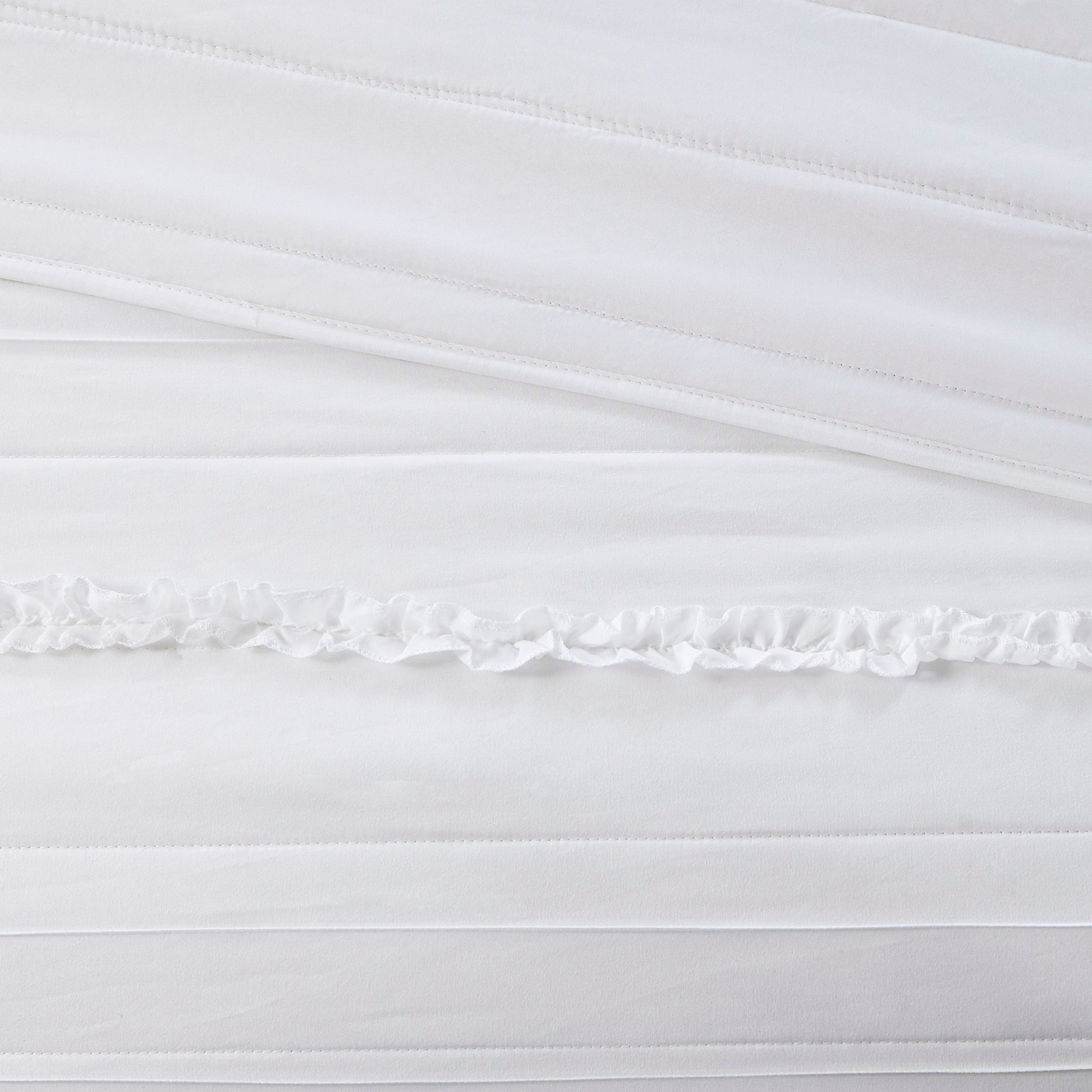 4 Piece Microfiber Reversible Ruffle Quilt Set With Throw Pillow White King Cal King King White Cotton