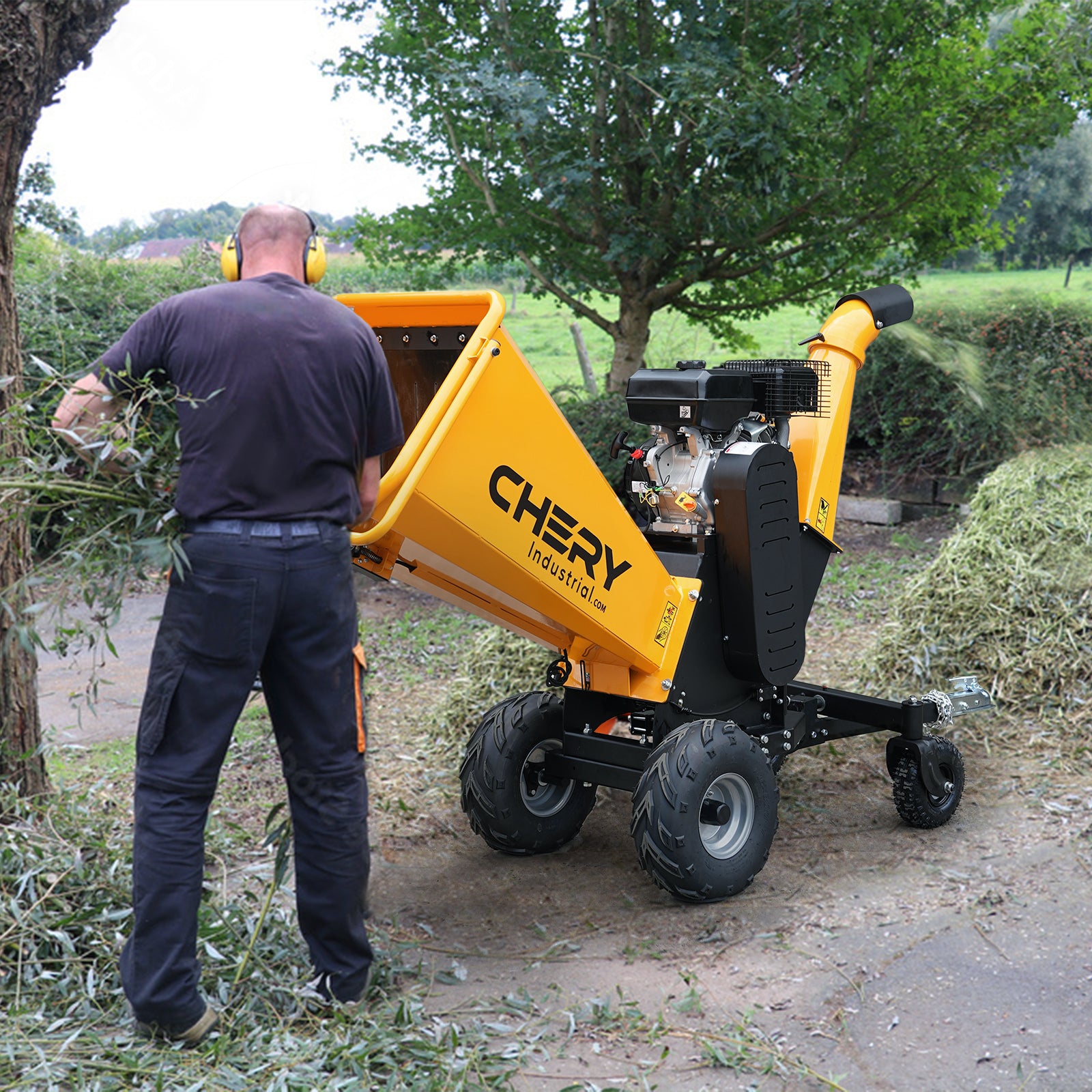 6'' Inch 420Cc 15Hp Pull Start Gas Powered 4 Wheels Wood Chipper Shredder Mulcher With Towbar Stop Bar Yellow Steel Steel