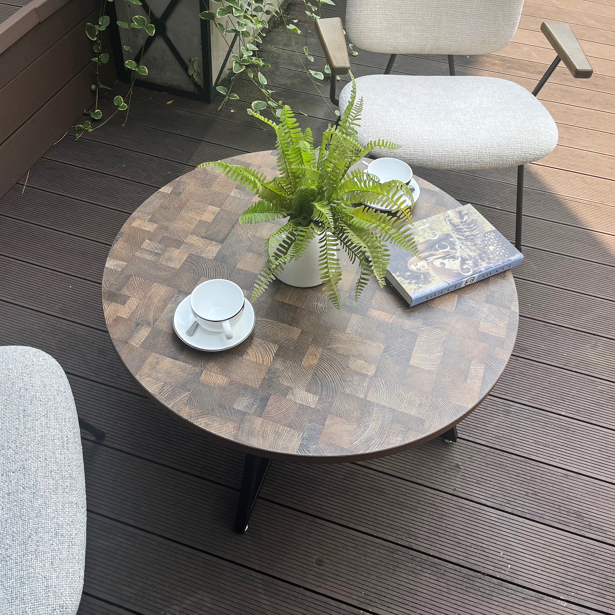 Round Coffee Table Wood Grain And Black Metal Brown Brown Dining Room Mdf Mdf Iron