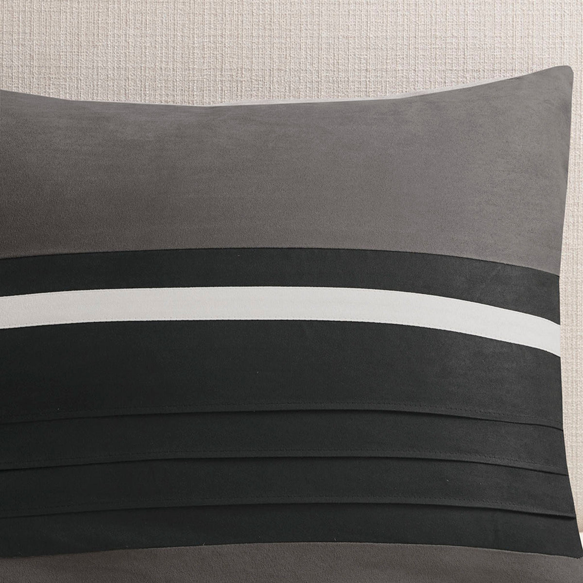 7 Pc Pieced Faux Suede Comforter Set Black Cal King California King Black Polyester