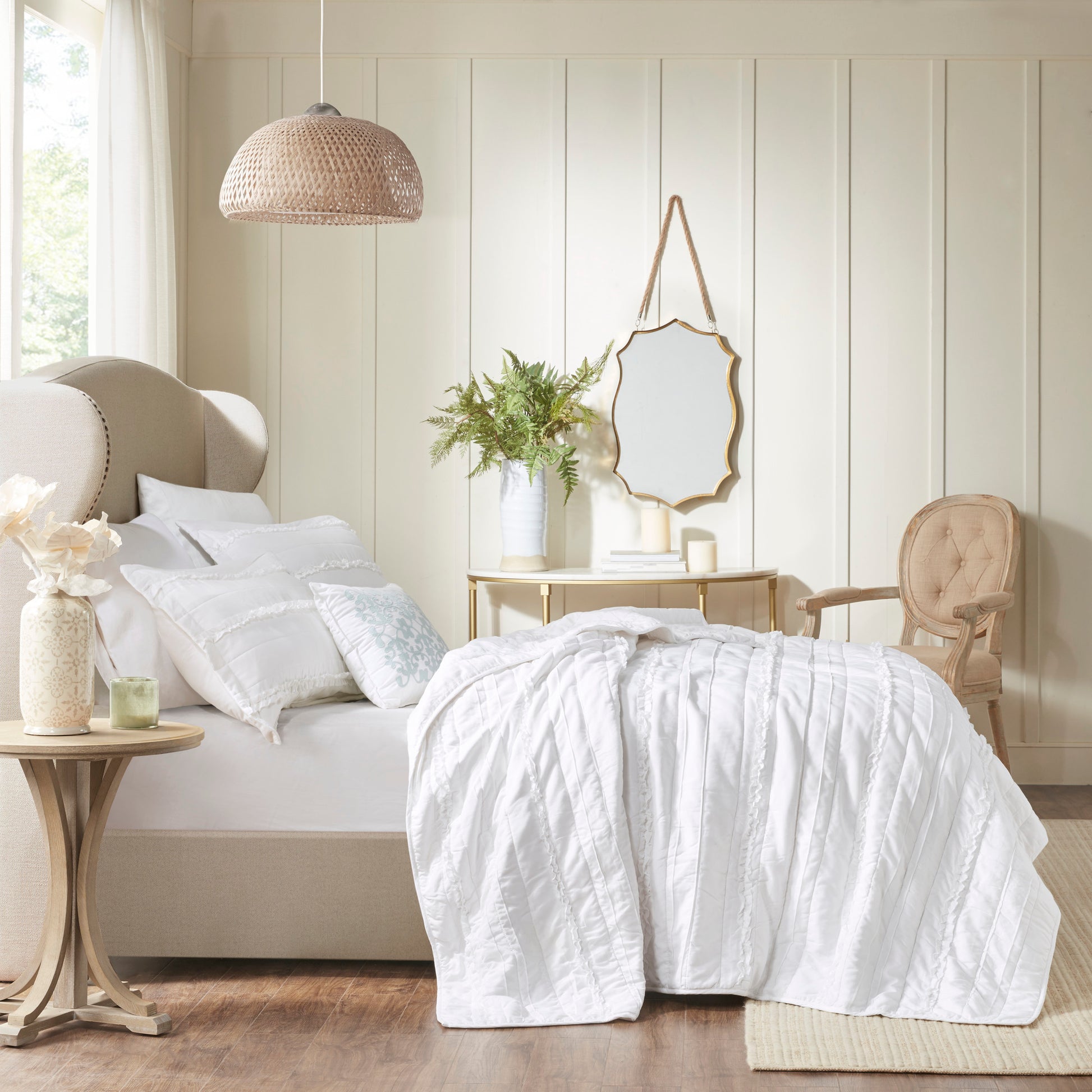 4 Piece Microfiber Reversible Ruffle Quilt Set With Throw Pillow White Full Queen Full White Cotton
