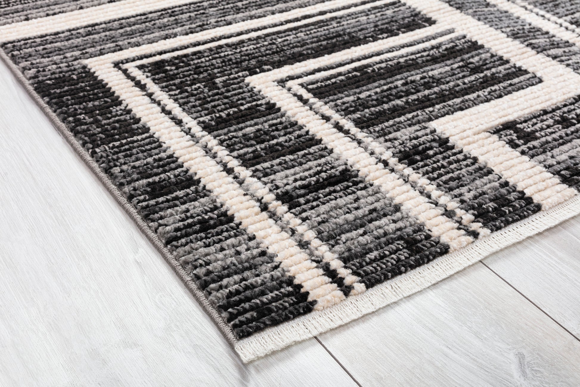 Contemporary, Geometrictextured High Low Cut Pile 9'2" X 12'4" Rectangle Area Rug Black Polypropylene