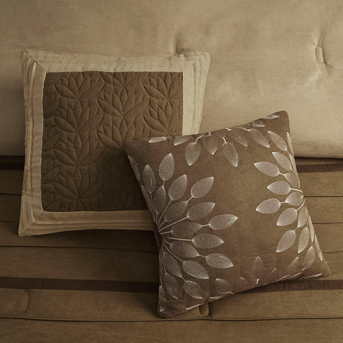 7 Pc Pieced Faux Suede Comforter Set Natural Full Full Natural Polyester