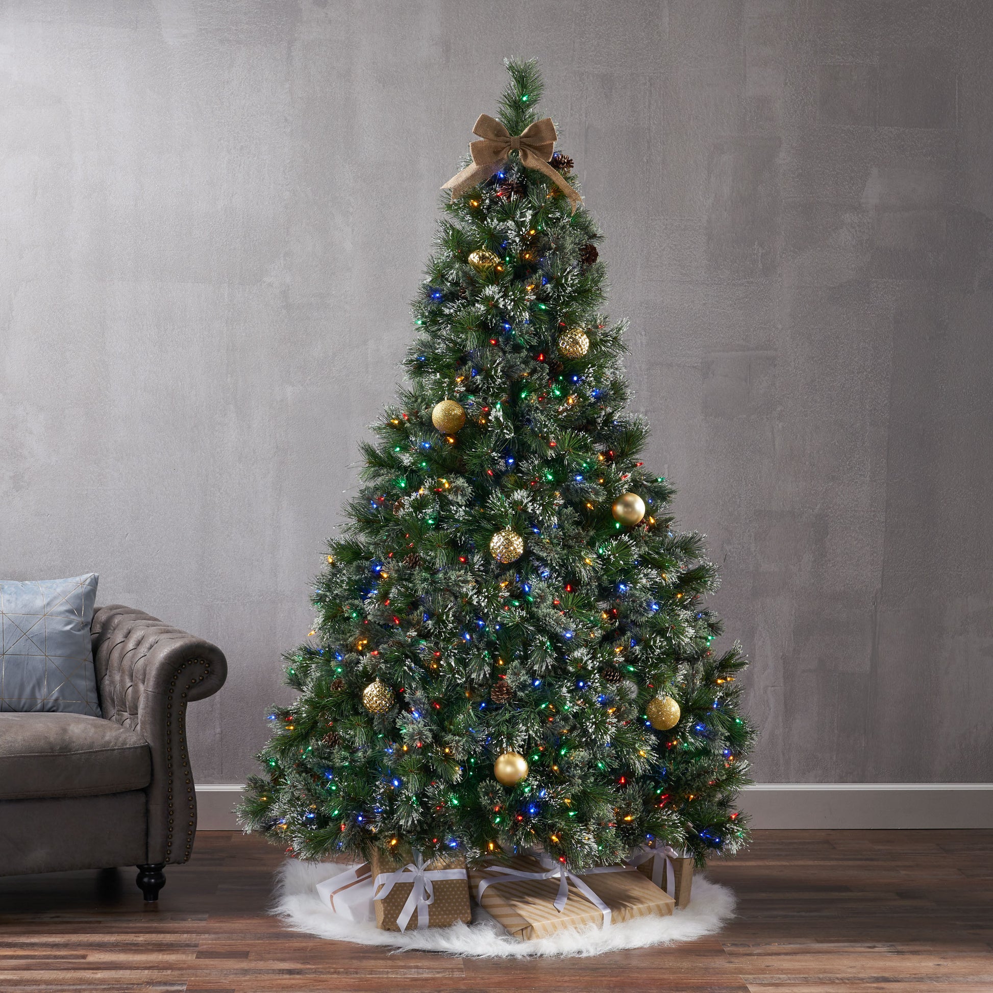 7' Cashmere And Snow Bristle Mixed Tree With 75Pine Cones And 900 Led Lights Ul,1233Tips,Dia.:59 Green Pvc