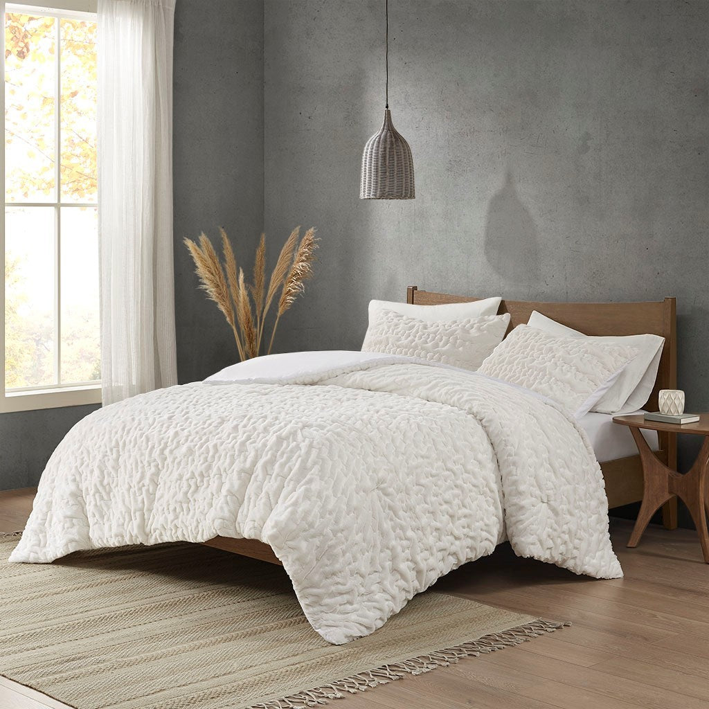 Ruched Fur Down Alternative Comforter Set Queen Ivory Polyester