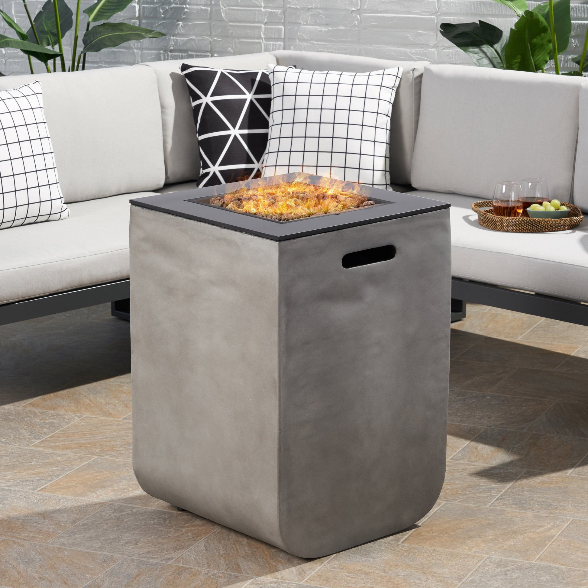Adio 19.5" Column Mgo Fire Pit 30,000Btu Black Gray Magnesium Oxide