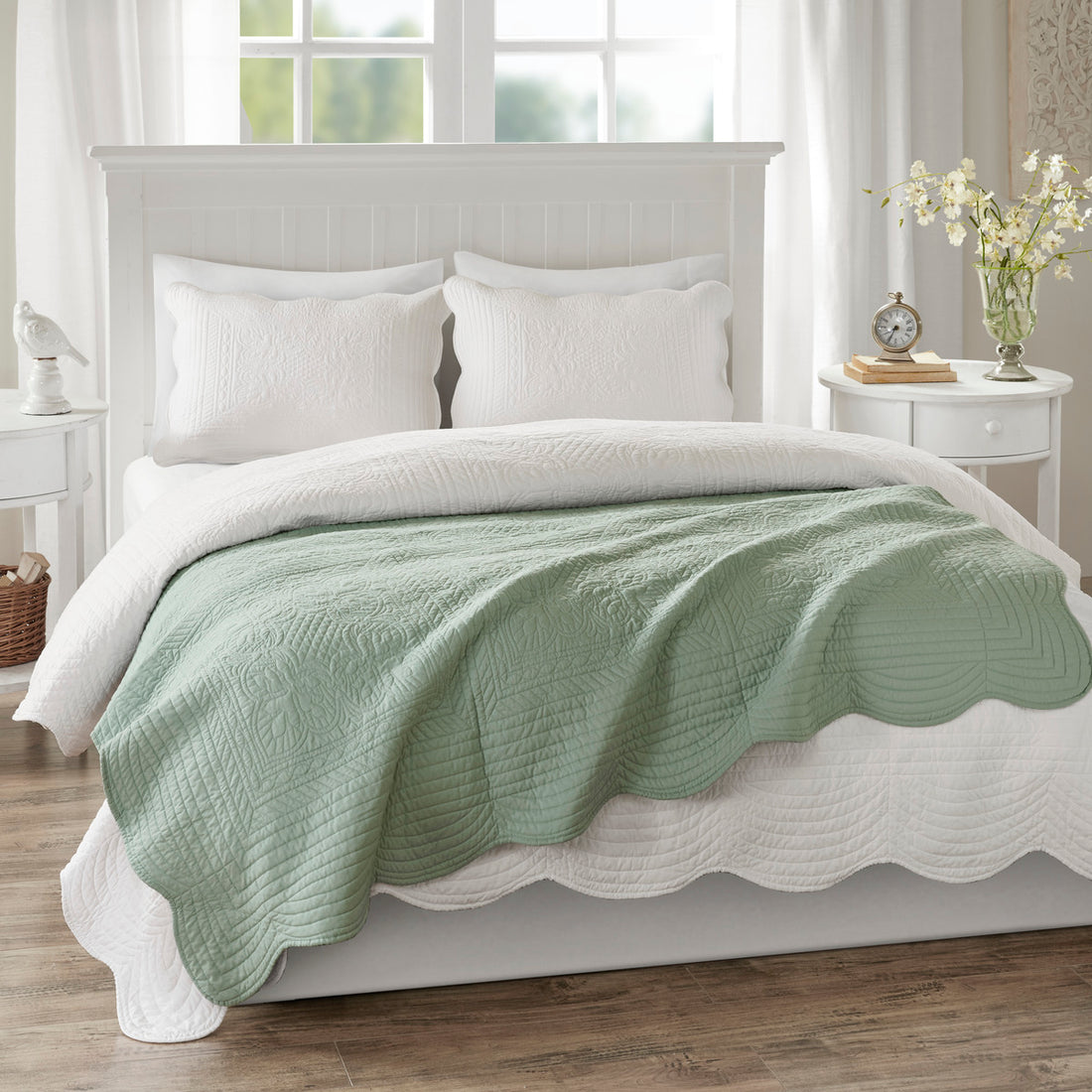 Oversized Quilted Throw With Soped Edges Seafoam 60X72" Seafoam Microfiber