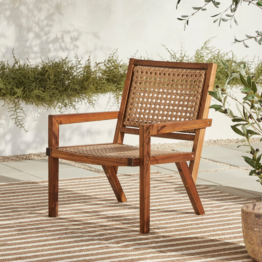 Coastal Solid Wood And Rattan Outdoor Accent Chair Dark Brown Dark Brown Wood Acacia Wood