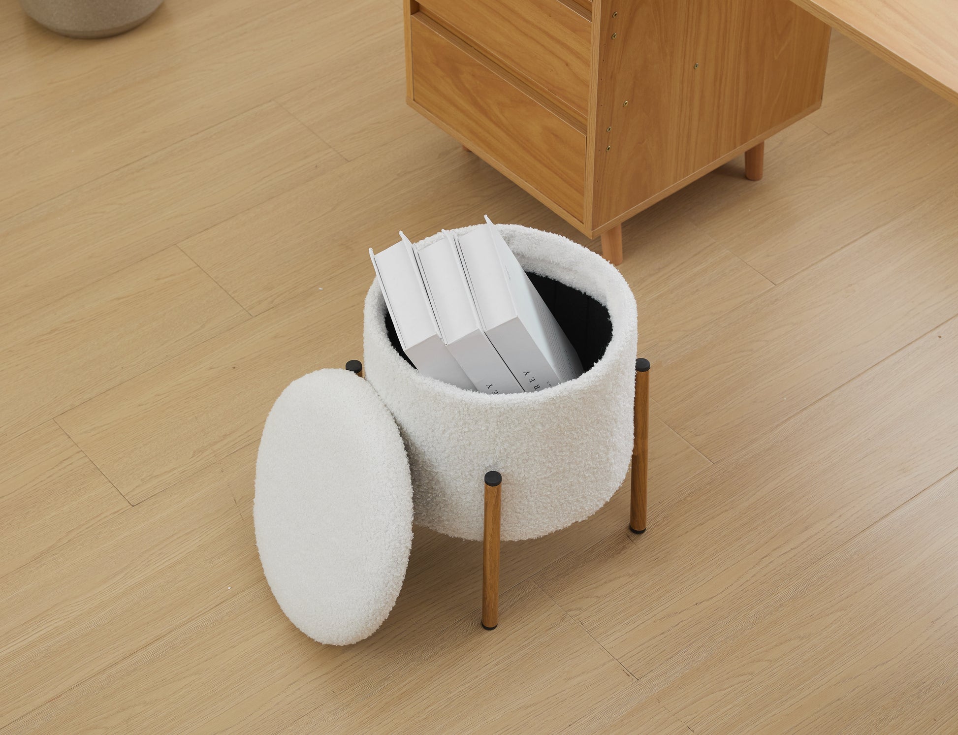 Modern Round Storage Ottoman, Ottoman Foot Stools With Metal Base, Ottoman Footstool With Removable Lid Storage Ottoman For Living Room, Bedroom, Makeup Room White White Upholstered