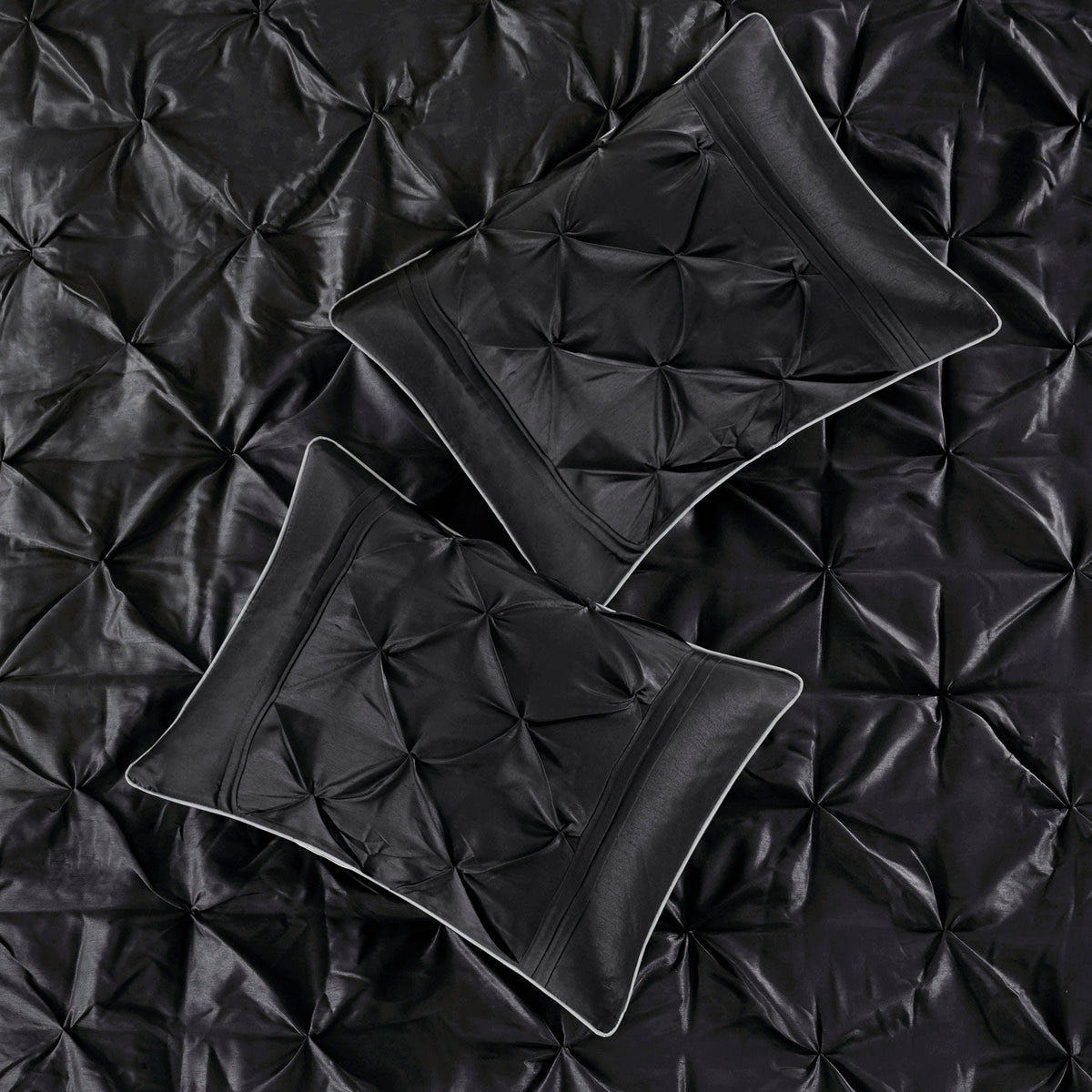 7 Piece Tufted Comforter Set Black Cal King California King Black Polyester