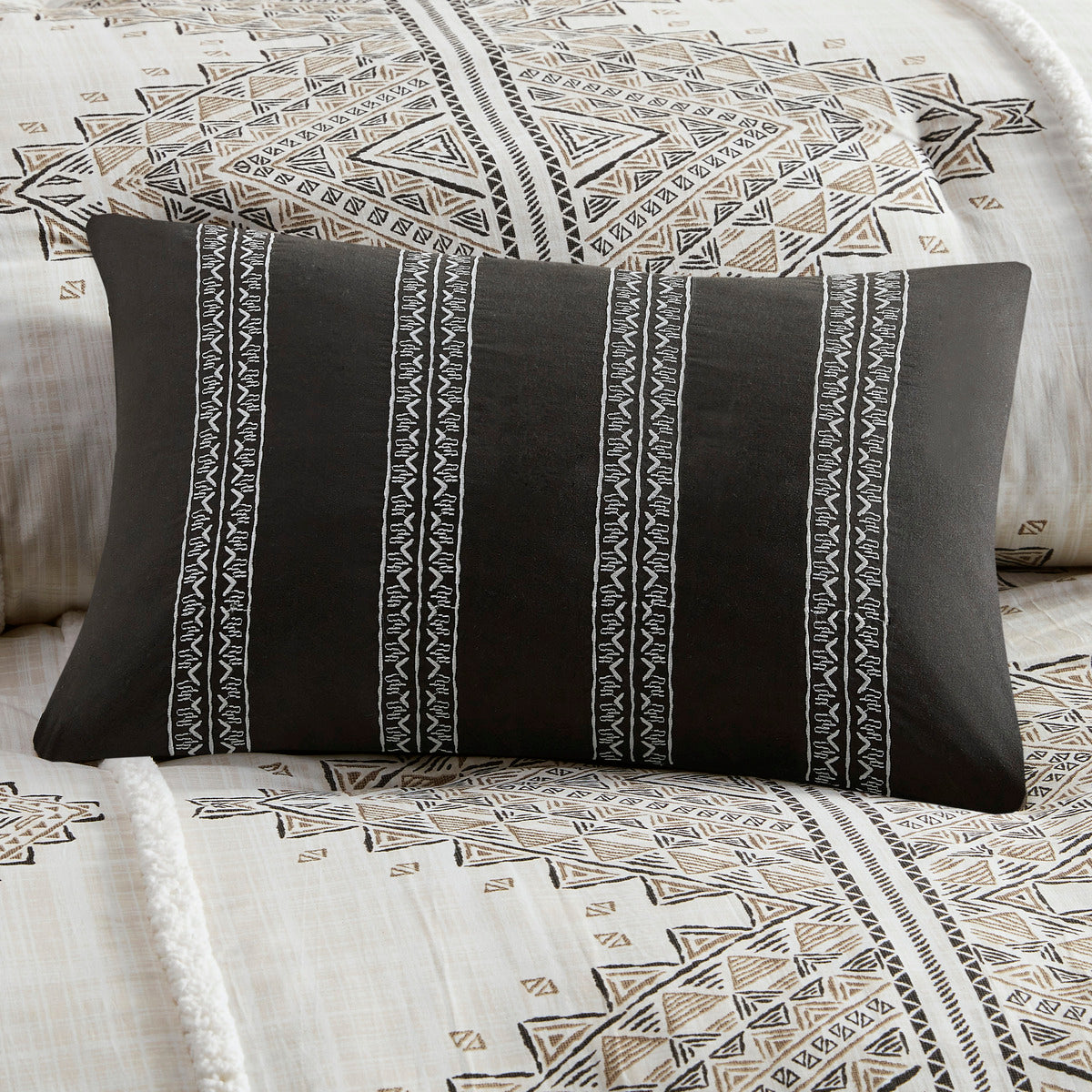 4 Piece Printed Duvet Cover Set With Throw Pillow King Black Ivory Polyester